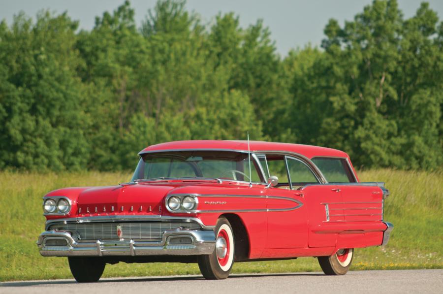  Oldsmobile Dynamic 88 Fiesta Holiday Station Wagon 1958 года  (фото 20 из 20)